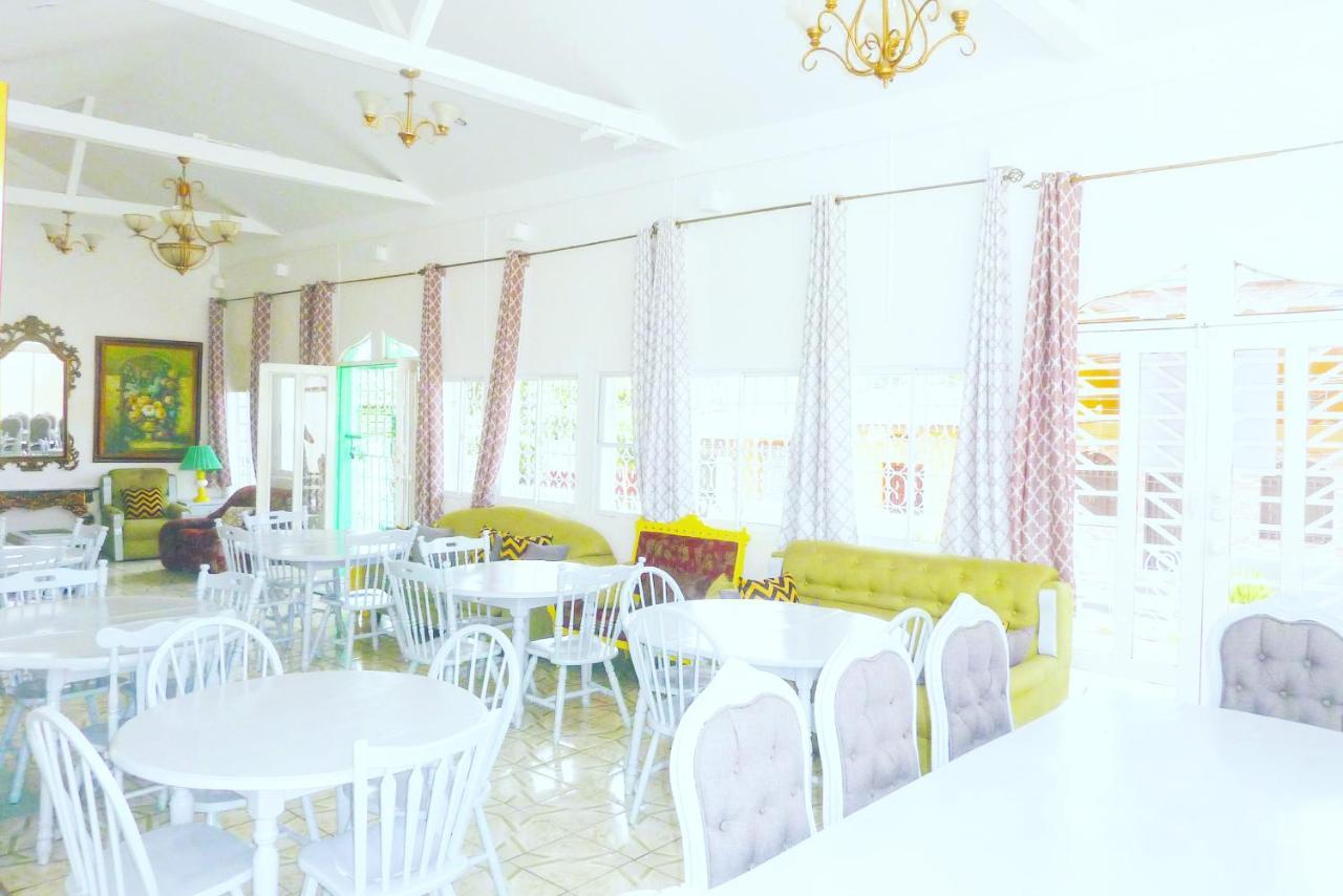 מסאיה Hotel Ivania'S מראה חיצוני תמונה